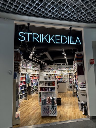 STRIKKEDILLA MARKS 30 YEARS AT OSLO CITY WITH A STORE UPGRADE