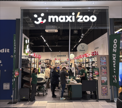 MAXI ZOO OPENS AT FIELD’S