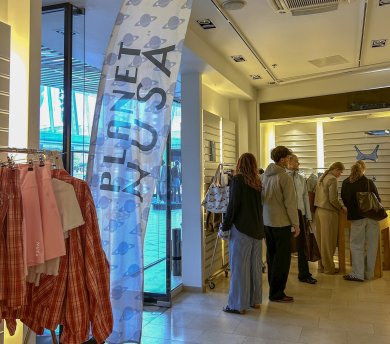 Planet Nusa's pop-up - to connect with their target audience and enhance brand experience locally