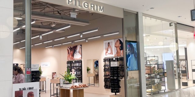 pilgrim_store_front_press.jpg