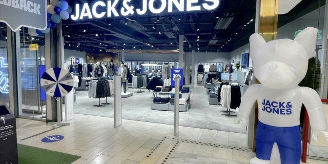 jack_jones_1.jpg